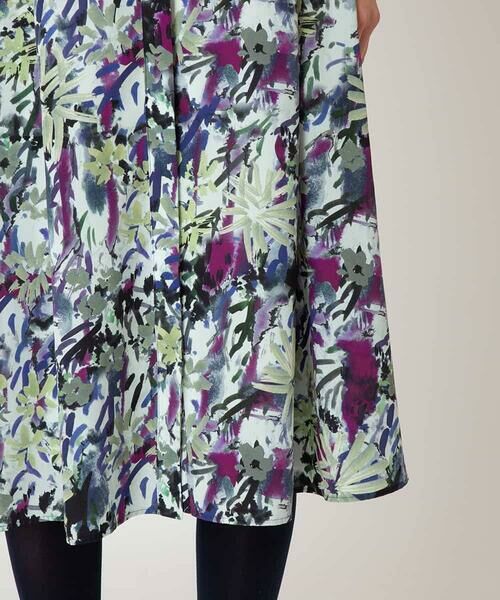 HIROKO BIS GRANDE / ヒロコビス グランデ ロング・マキシ丈ワンピース | 【大きいサイズ】フラワープリントシャツカラーワンピース | 詳細10