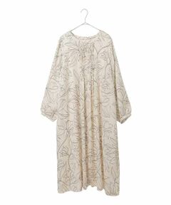 HIROKO BIS GRANDE / ヒロコビス グランデ ロング・マキシ丈ワンピース | 【大きいサイズ】ボタニカルモチーフピンタックワンピース