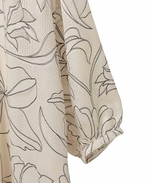 HIROKO BIS GRANDE / ヒロコビス グランデ ロング・マキシ丈ワンピース | 【大きいサイズ】ボタニカルモチーフピンタックワンピース | 詳細3