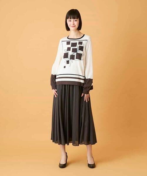 HIROKO BIS GRANDE / ヒロコビス グランデ カットソー | 【大きいサイズ】花刺繍フレーム配色デザインプルオーバー | 詳細13