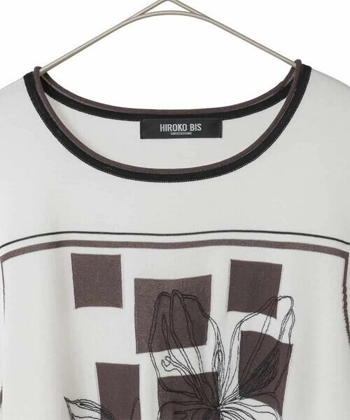 HIROKO BIS GRANDE / ヒロコビス グランデ カットソー | 【大きいサイズ】花刺繍フレーム配色デザインプルオーバー | 詳細2