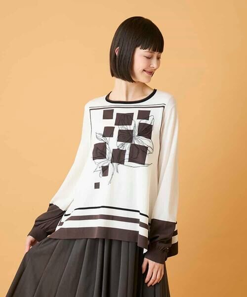 HIROKO BIS GRANDE / ヒロコビス グランデ カットソー | 【大きいサイズ】花刺繍フレーム配色デザインプルオーバー | 詳細9