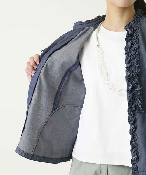 HIROKO BIS GRANDE / ヒロコビス グランデ シャツ・ブラウス | 【大きいサイズ】フリルアクセントダンガリーブラウス | 詳細10