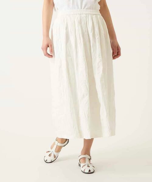 HIROKO BIS GRANDE / ヒロコビス グランデ ロング・マキシ丈スカート | 【大きいサイズ】ボタニカルモチーフロング丈スカート（ホワイト）