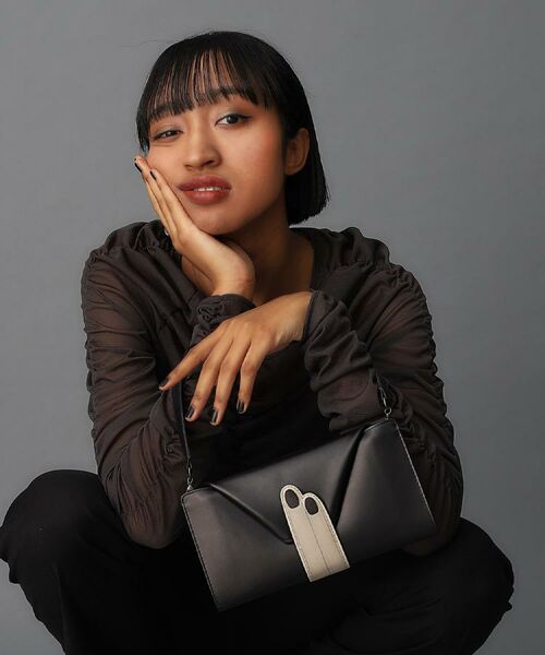 HIROKO HAYASHI / ヒロコハヤシ 財布・コインケース・マネークリップ | LEO NECESSARIO（レオ ネチェサリオ）ショルダー付き長財布 | 詳細2