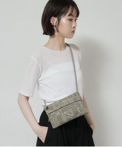 COMODA（コモダ）サコッシュ
