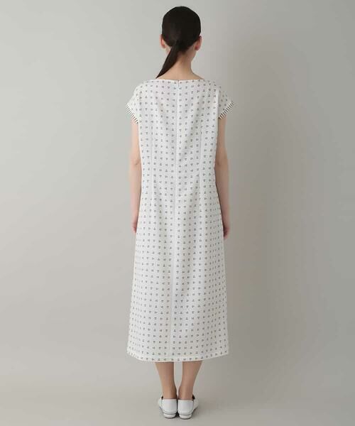 HIROKO KOSHINO / ヒロココシノ ドレス | 【洗える/日本製】スムースロゴキャップスリーブドレス | 詳細2