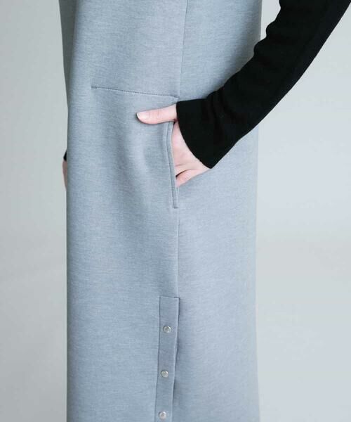 HIROKO KOSHINO / ヒロココシノ ロング・マキシ丈スカート | 【洗える】Vカットジャンパースカート | 詳細5