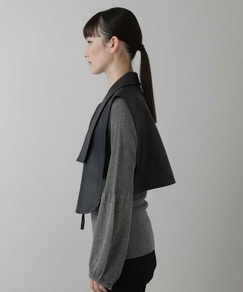 HIROKO KOSHINO / ヒロココシノ ベスト | デザインレザーショートベスト | 詳細1