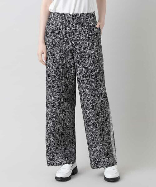 HIROKO KOSHINO / ヒロココシノ その他パンツ | 【日本製】フラワープリントパンツ（ブラック）