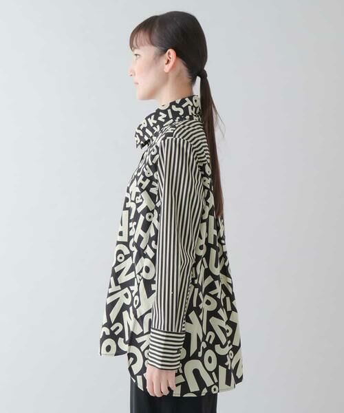 HIROKO KOSHINO / ヒロココシノ シャツ・ブラウス | 【洗濯機で洗える】ロゴストライプデザインシャツ | 詳細1
