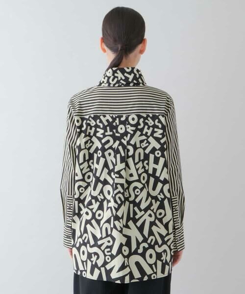 HIROKO KOSHINO / ヒロココシノ シャツ・ブラウス | 【洗濯機で洗える】ロゴストライプデザインシャツ | 詳細2