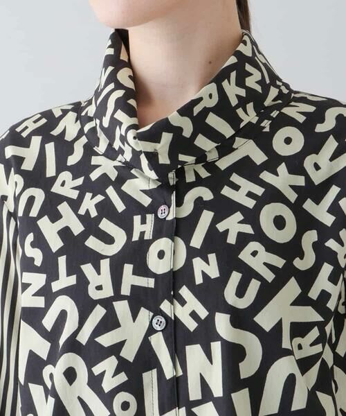 HIROKO KOSHINO / ヒロココシノ シャツ・ブラウス | 【洗濯機で洗える】ロゴストライプデザインシャツ | 詳細3