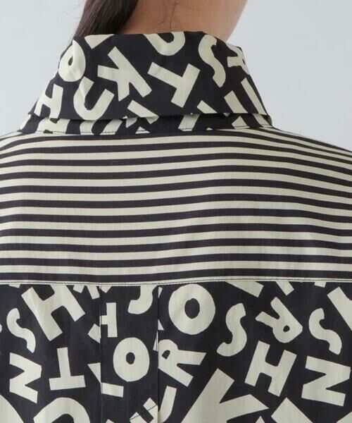 HIROKO KOSHINO / ヒロココシノ シャツ・ブラウス | 【洗濯機で洗える】ロゴストライプデザインシャツ | 詳細4