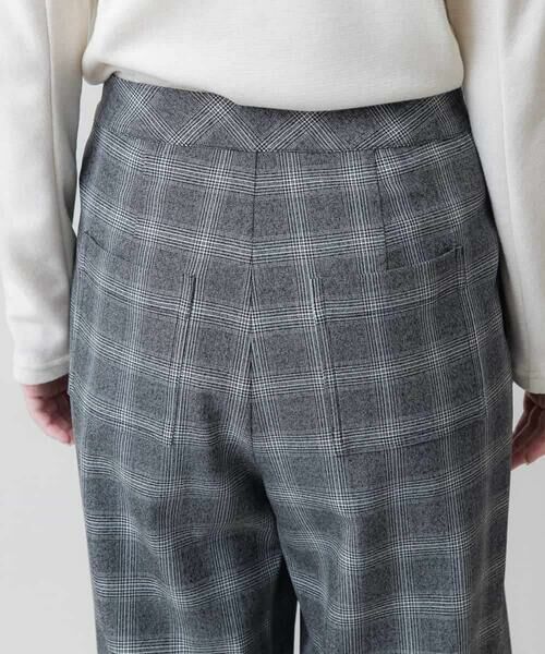 HIROKO KOSHINO / ヒロココシノ その他パンツ | 裏起毛チェック柄セミワイドパンツ /洗える | 詳細4