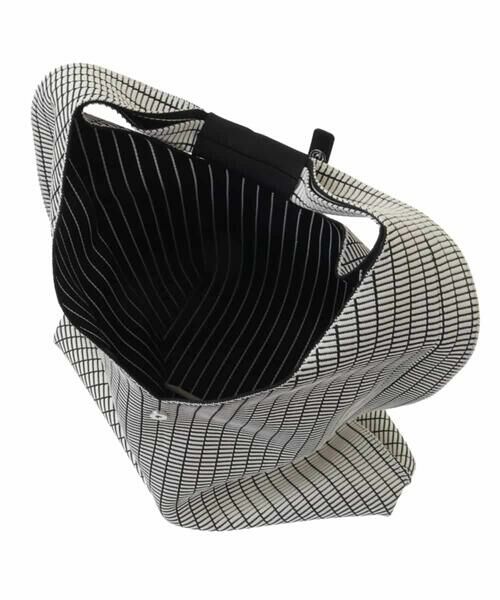 HIROKO KOSHINO / ヒロココシノ トートバッグ | 【ポーチ付き】チェックジャカードニットバッグ | 詳細9