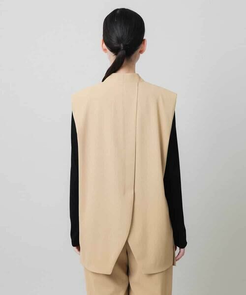 HIROKO KOSHINO / ヒロココシノ ベスト | バックベンツデザインジレ/日本製 | 詳細3