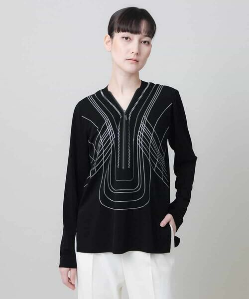 HIROKO KOSHINO/ヒロココシノ ステッチラインデザインプルオーバー /日本製/洗える ブラック L HIROKO KOSHINO/ヒロココシノ ステッチラインデザインプルオーバー /日本製/洗える ブラック L