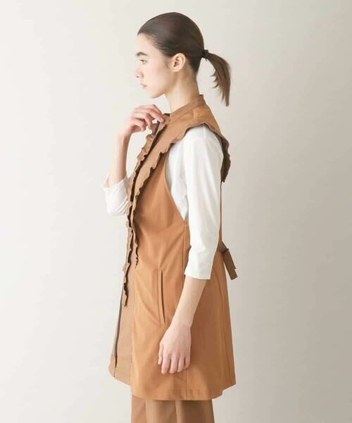 HIROKO KOSHINO / ヒロココシノ ベスト | フリルデザインロングベスト/洗える | 詳細2