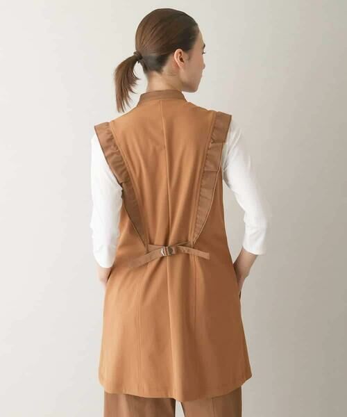 HIROKO KOSHINO / ヒロココシノ ベスト | フリルデザインロングベスト/洗える | 詳細3