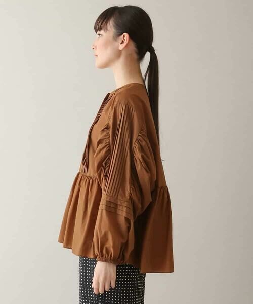 HIROKO KOSHINO / ヒロココシノ シャツ・ブラウス | タックギャザーペプラムブラウス /日本製 | 詳細1