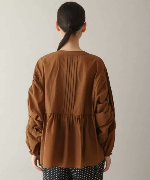 HIROKO KOSHINO / ヒロココシノ シャツ・ブラウス | タックギャザーペプラムブラウス /日本製 | 詳細2