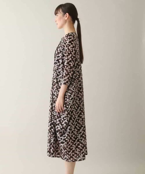 HIROKO KOSHINO / ヒロココシノ ロング・マキシ丈ワンピース | 幾何プリントチュールジャージーワンピース /日本製/洗える | 詳細3