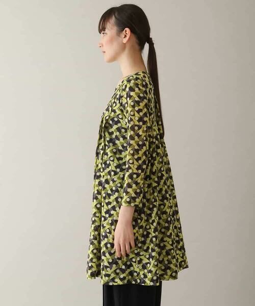 HIROKO KOSHINO / ヒロココシノ チュニック | 幾何プリントチュールジャージーチュニック /日本製/洗える | 詳細1