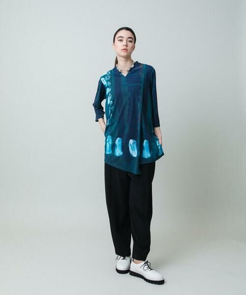 HIROKO KOSHINO / ヒロココシノ カットソー | アシンメトリーヘム絵画プリントプルオーバー /日本製/洗える | 詳細9