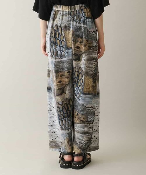 HIROKO KOSHINO / ヒロココシノ チノ・ワークパンツ | アートプリントジャージーパンツ /日本製/洗える | 詳細2