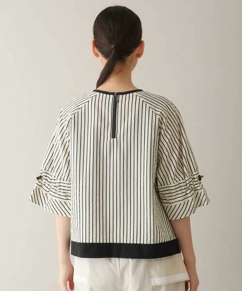 HIROKO KOSHINO / ヒロココシノ シャツ・ブラウス | ドロストスリーブストライプブラウス /洗える | 詳細2
