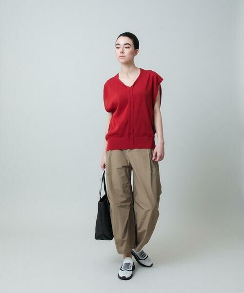 HIROKO KOSHINO / ヒロココシノ ニット・セーター | オーバーシルエットシアーニットベスト /洗える | 詳細8