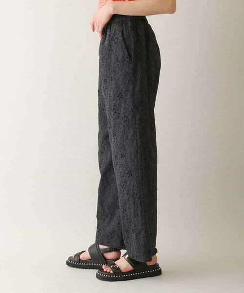 HIROKO KOSHINO / ヒロココシノ その他パンツ | フラワー刺繍ストレートワイドパンツ | 詳細1