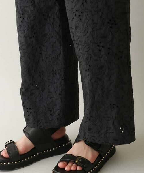 HIROKO KOSHINO / ヒロココシノ その他パンツ | フラワー刺繍ストレートワイドパンツ | 詳細6