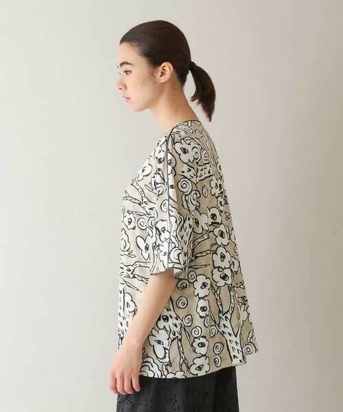 HIROKO KOSHINO / ヒロココシノ カットソー | フラワーツリーフレアスリーブカットソー /日本製/洗える | 詳細1