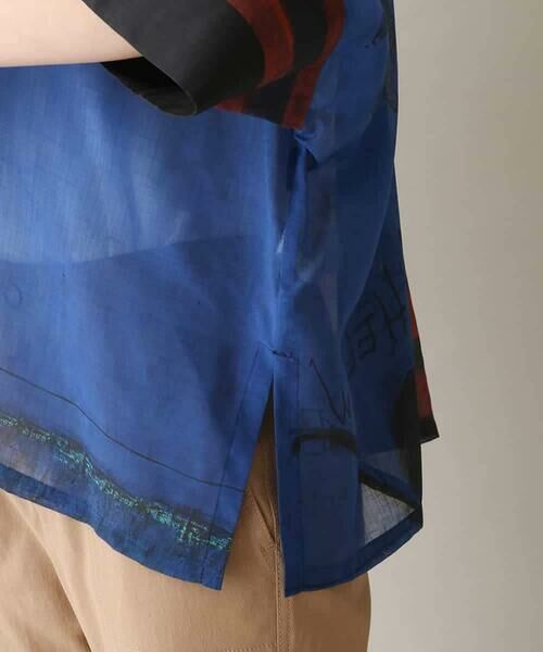 HIROKO KOSHINO / ヒロココシノ シャツ・ブラウス | ネコモチーフアートプリントシャツ/日本製/洗える | 詳細9