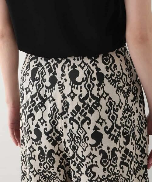 HIROKO KOSHINO / ヒロココシノ その他パンツ | コットンリネンダマスク柄パンツ /日本製 | 詳細5