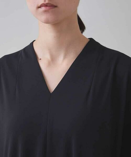 HIROKO KOSHINO / ヒロココシノ ロング・マキシ丈ワンピース | 【UVカット/遮熱性】ウイングスリーブジャージーワンピース /日本製/洗える | 詳細4