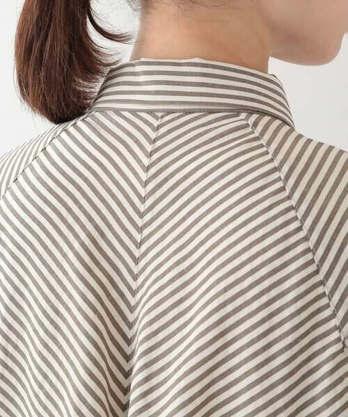 HIROKO KOSHINO / ヒロココシノ シャツ・ブラウス | ストライプAラインブラウス /洗える | 詳細5