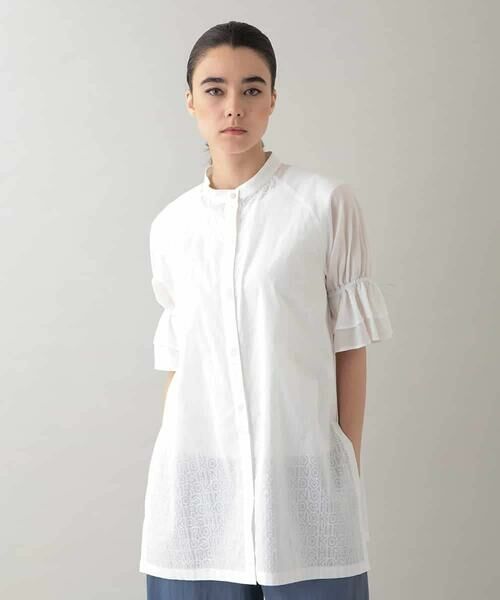 HIROKO KOSHINO / ヒロココシノ シャツ・ブラウス | ロゴプリントボリュームスリーブブラウス /洗える | 詳細1