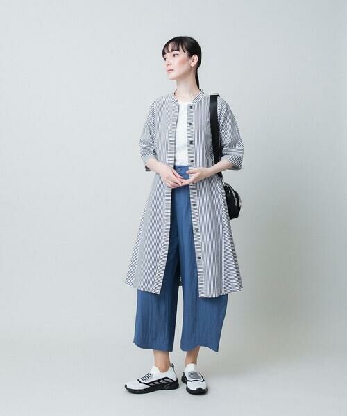 HIROKO KOSHINO / ヒロココシノ シャツ・ブラウス | ストライプAラインロングブラウス/洗える | 詳細13