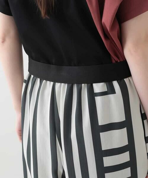 HIROKO KOSHINO / ヒロココシノ その他パンツ | 幾何柄ワイドパンツ/日本製/洗える | 詳細4