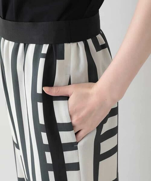 HIROKO KOSHINO / ヒロココシノ その他パンツ | 幾何柄ワイドパンツ/日本製/洗える | 詳細5