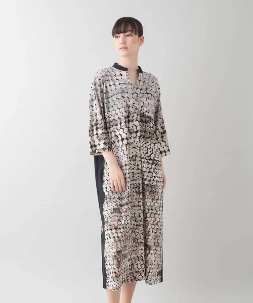 HIROKO KOSHINO / ヒロココシノ ロング・マキシ丈ワンピース | ドット柄ジャージーロングワンピース/日本製/洗える | 詳細1