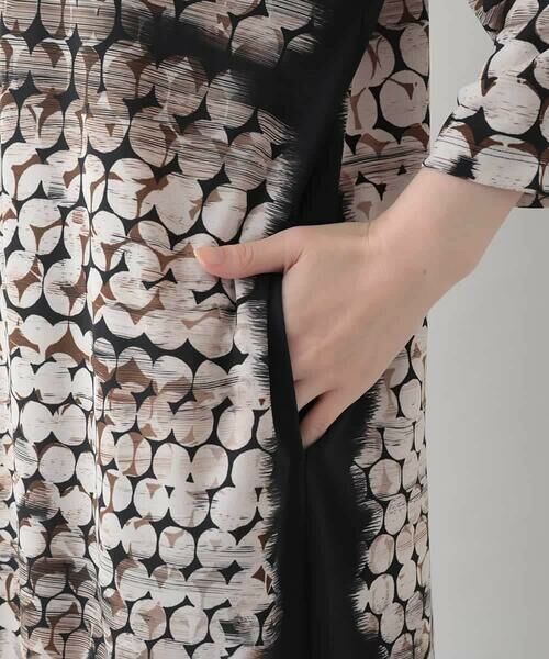 HIROKO KOSHINO / ヒロココシノ ロング・マキシ丈ワンピース | ドット柄ジャージーロングワンピース/日本製/洗える | 詳細7