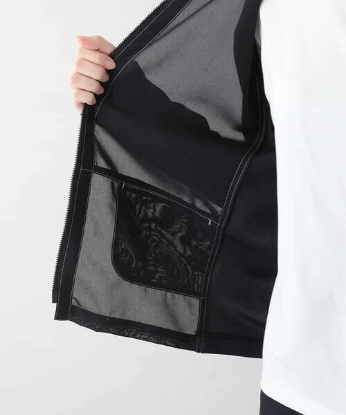 HIROKO KOSHINO ブラック ノーカラージャケット HIROKO KOSHINO（ヒロココシノ）のノーカラージャケット