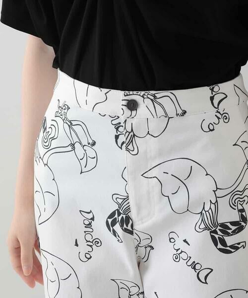 HIROKO KOSHINO / ヒロココシノ チノ・ワークパンツ | イラストプリントデザインパンツ/洗える | 詳細3