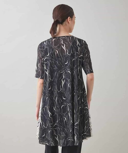 HIROKO KOSHINO / ヒロココシノ ロング・マキシ丈ワンピース | 線画プリントチュニック/日本製/洗える | 詳細2