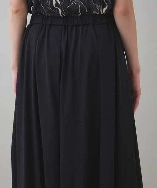 HIROKO KOSHINO / ヒロココシノ ロング・マキシ丈スカート | 【UVカット/遮熱性】タックアクセントフレアスカート /日本製/洗える | 詳細5