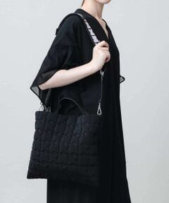 HIROKO KOSHINO / ヒロココシノ ショルダーバッグ | HKエンボスフラットショルダーバッグ